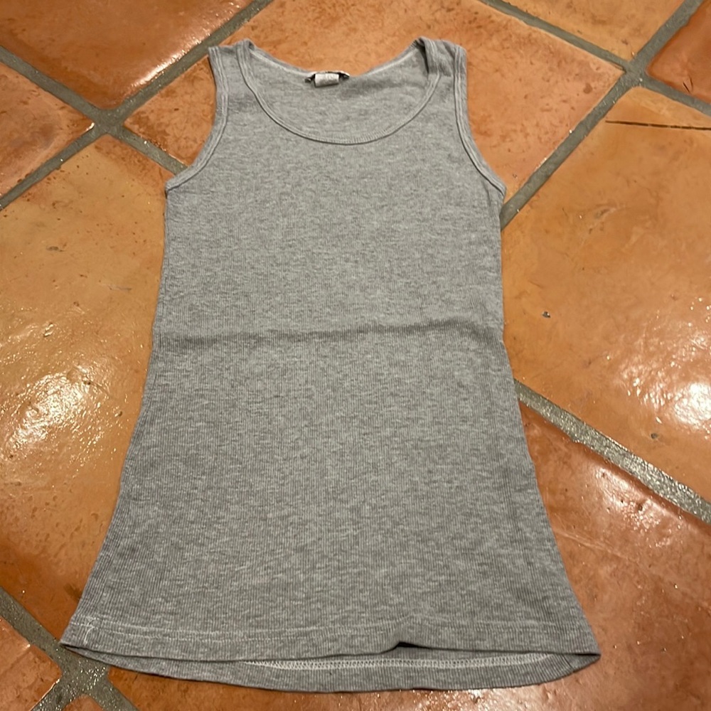 So Nikki gray tank top